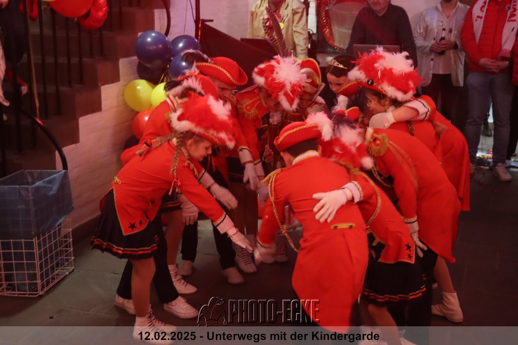 208.jpg