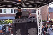 033.jpg