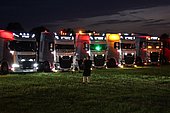 062.JPG