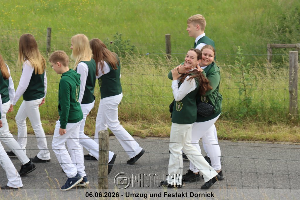031.jpg