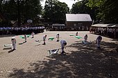 045.jpg