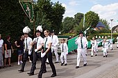 096.jpg