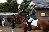 045.jpg