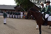 051.jpg