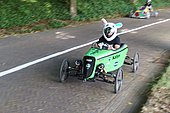 052.jpg