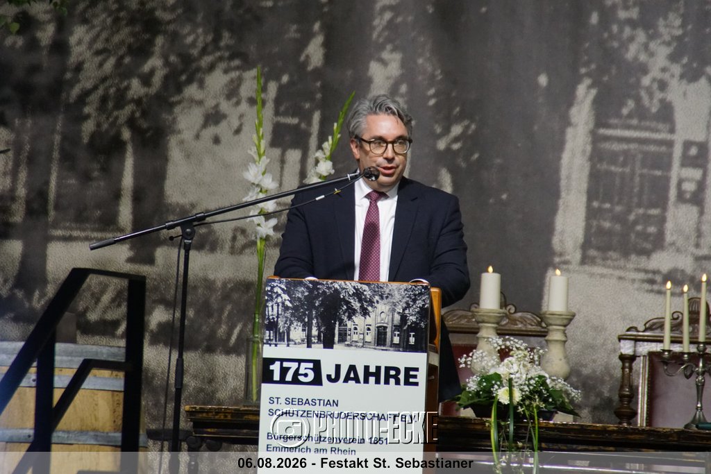 108.jpg