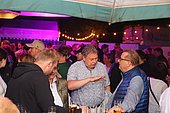 051.jpg