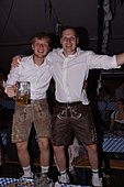 053.jpg