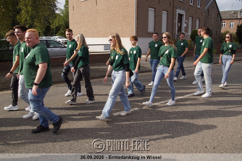 070.jpg